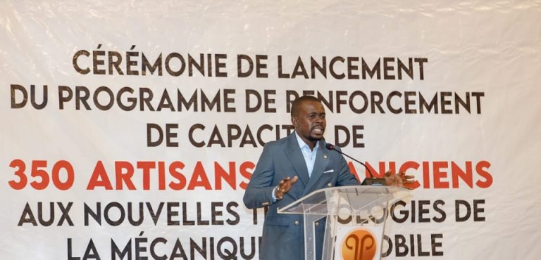Côte d’Ivoire-AIP / Formation : 350 mécaniciens se forgent aux nouvelles technologies automobiles