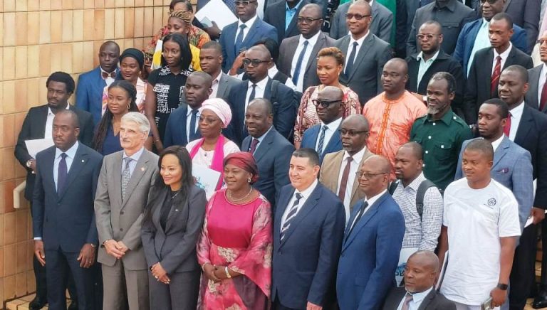 Côte d’Ivoire-AIP/ Plus de 80 managers certifiés en passation de marchés publics