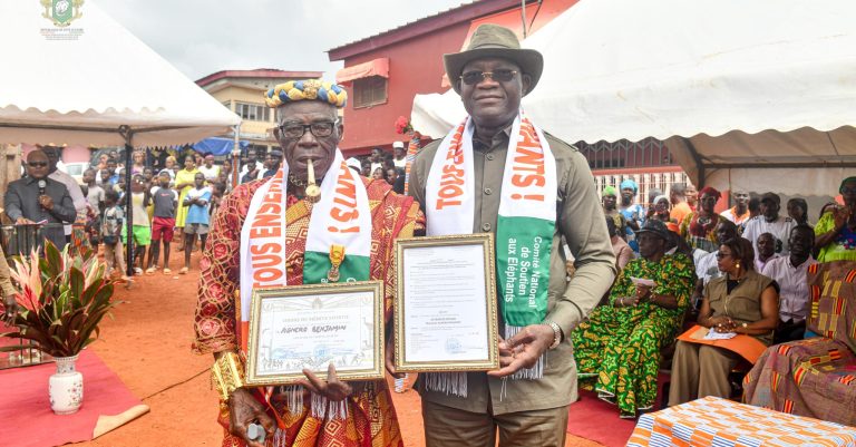 Côte d’Ivoire-AIP/ Un ancien kayakiste élevé au grade d’officier dans l’ordre du mérite sportif à Dabou