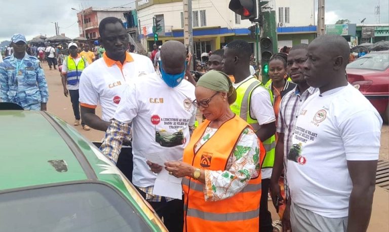 Côte d’Ivoire-AIP/ Incivisme routier : les responsables des syndicats des transporteurs prônent la régularité des documents de transport