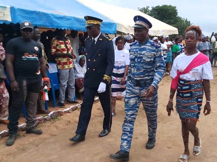 Côte d’Ivoire-AIP/ AN 65 : le sous-préfet de Bouna exhorte les populations de Niandégué à préserver la paix pendant la présidentielle