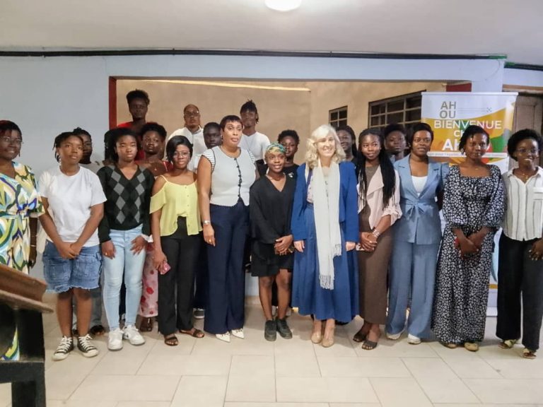 Côte d’Ivoire–AIP/Journée internationale de la jeunesse : 25 jeunes femmes formées à la citoyenneté numérique par le Youth Sounding Board