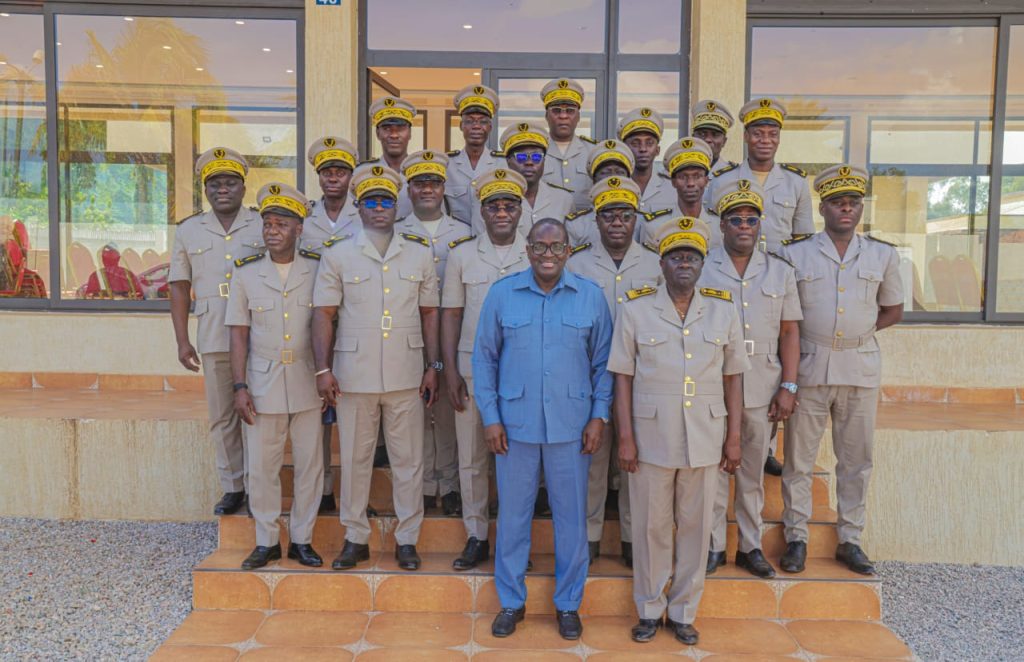 Côte d’Ivoire-AIP/ Fidèle Sarassoro rencontre le corps préfectoral et les élus locaux pour un meilleur suivi des chantiers du conseil régional