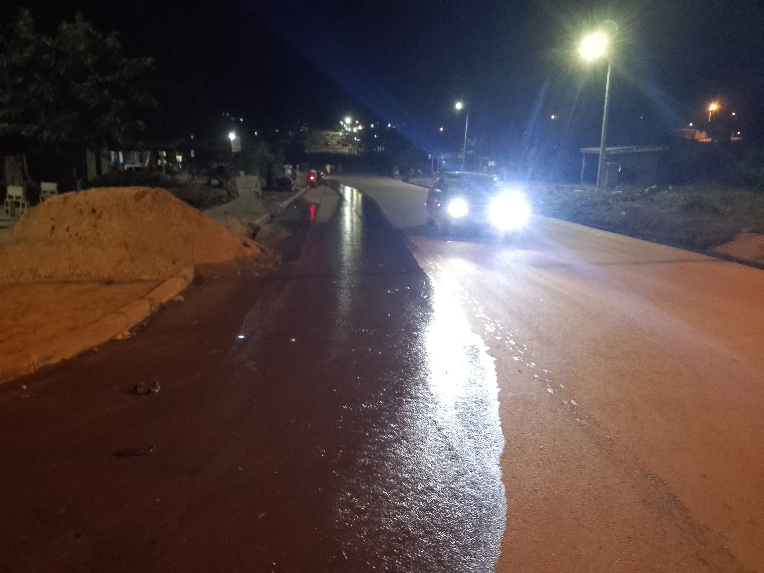 Côte d’Ivoire-AIP/ Le ruissellement des eaux usées dans un quartier de Guitry suscite l’inquiétude des habitants