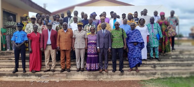 Côte d’Ivoire-AIP/ Le maire de Tiébissou interdit l’utilisation des sacs de ciment comme emballage d’aliments