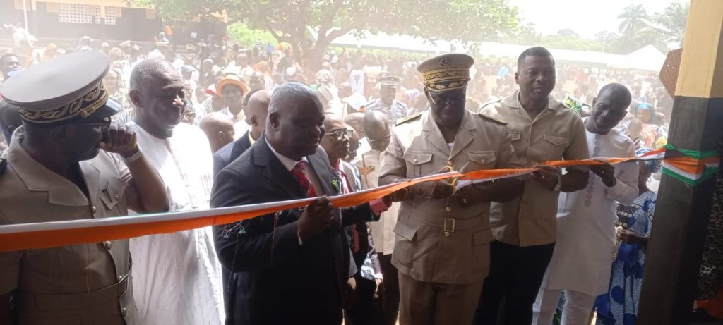 Côte d’Ivoire-AIP/ Une coopérative agricole offre trois nouvelles salles de classe à Bouandougou