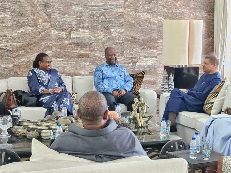 Côte d’Ivoire-AIP/ Présidentielle 2025: Jean-Louis Billon échange avec l’émissaire onusien Leonardo Santos Simão sur des élections apaisées