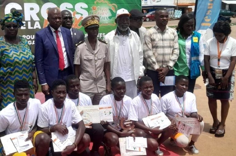 AIP/Duékoué : l’ONG Way 4Life mobilise une jeunesse engagée pour des élections paisibles en Côte d’Ivoire