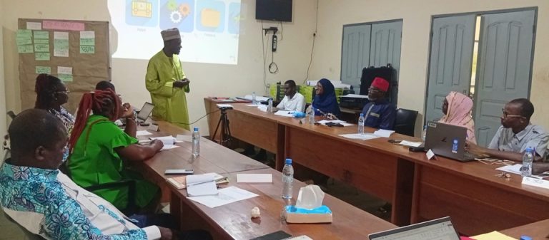 Côte d’Ivoire-AIP/ Des agents de la direction régionale de l’Economie de Gbêkê formés à l’élaboration des Plans de développement Local