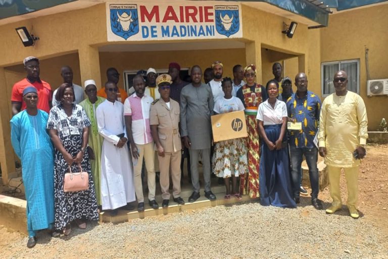 Côte d’Ivoire-AIP/ Le conseil municipal de Madinani octroie 100 prises en charge scolaires