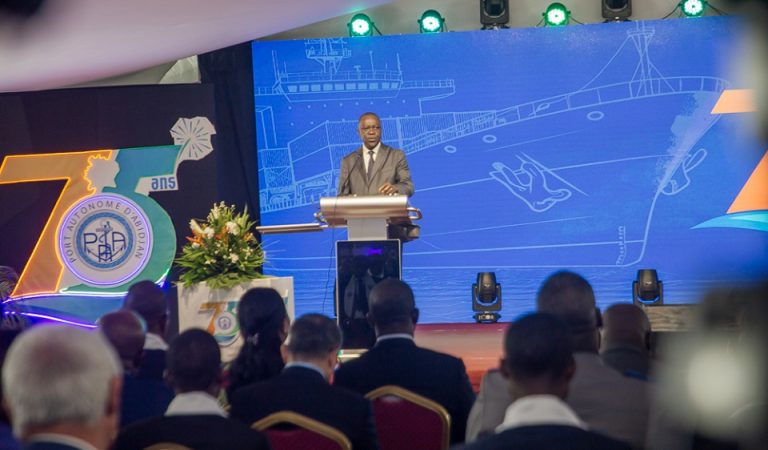 Côte d’Ivoire-AIP/ Le ministre des Transports appelle à un soutien collectif pour le développement du Port d’Abidjan