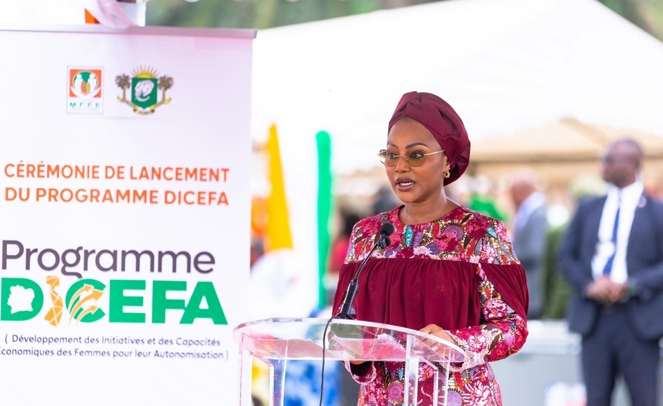 Côte d’Ivoire-AIP/ Des milliers de personnes concernées par les programmes d’autonomisation économique des femmes (Ministre)