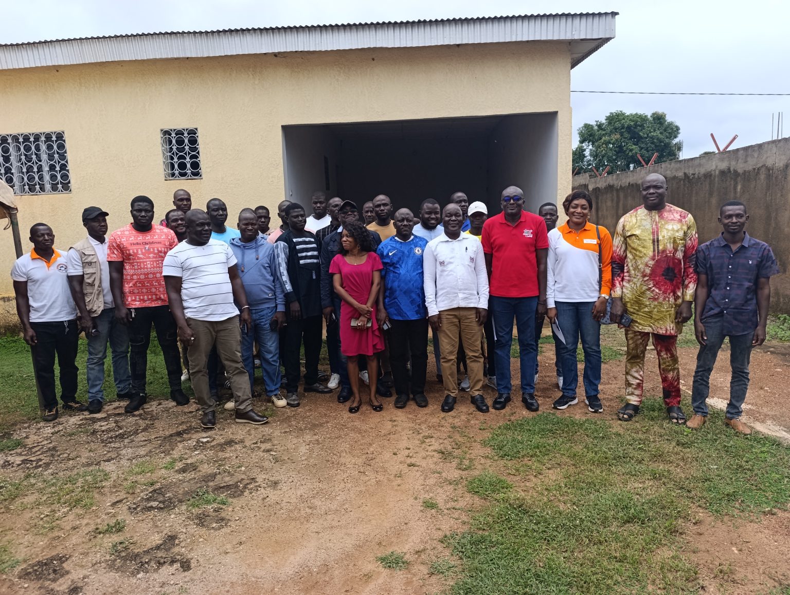Côte d’Ivoire-AIP/Un hommage au directeur régional du conseil anacarde pour la redynamisation de la filière dans la Bagoué