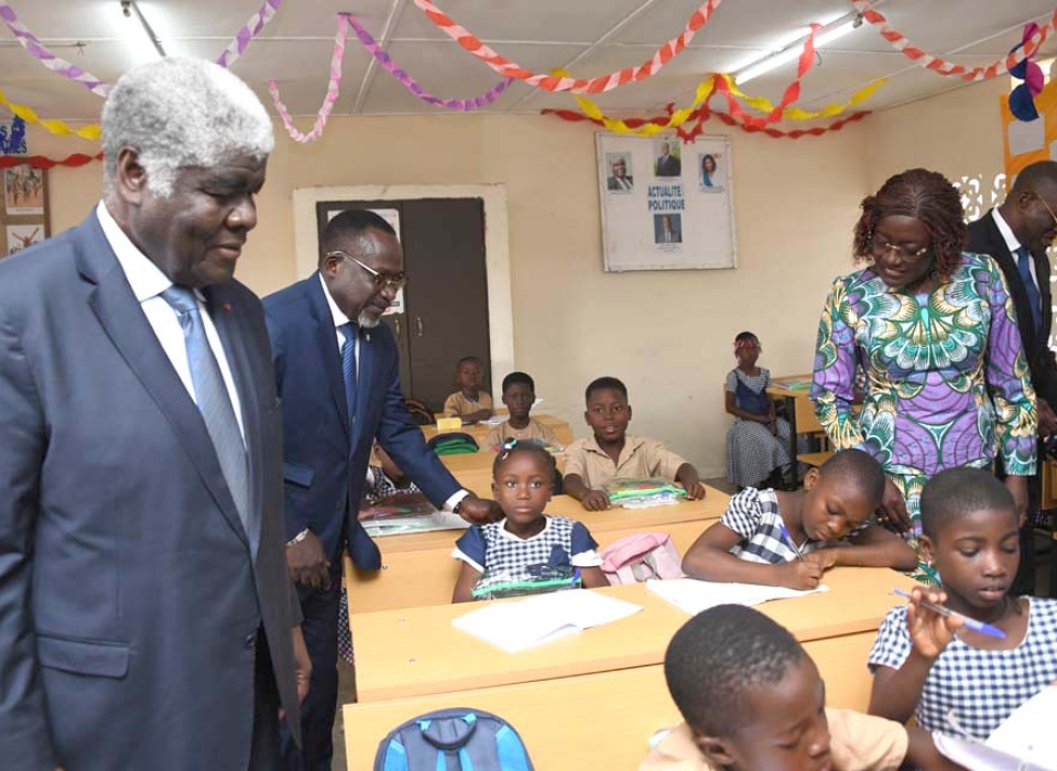 operation de distribution de kits scolaires-14