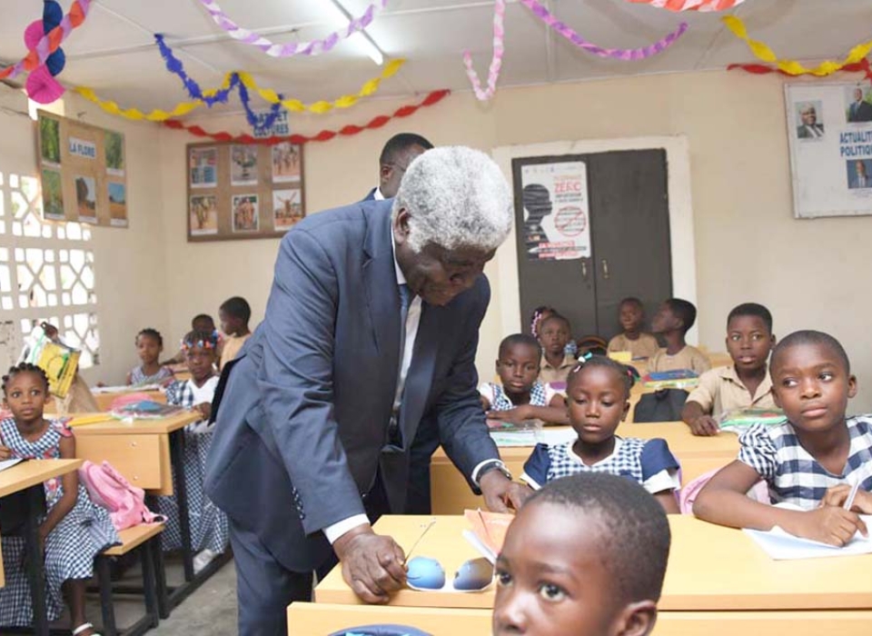 operation de distribution de kits scolaires-18