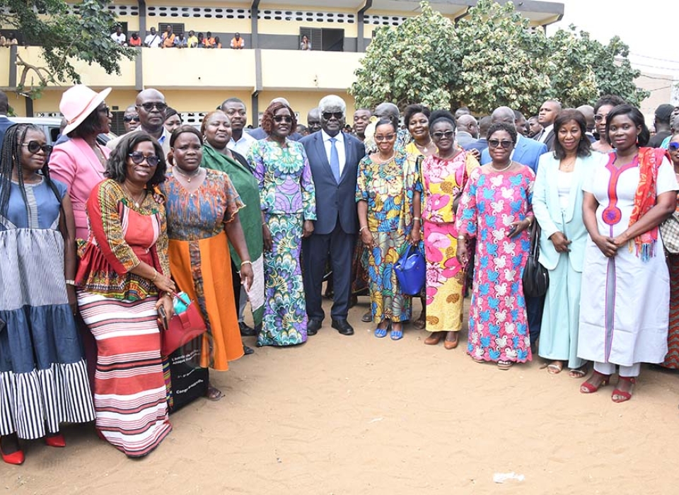 operation de distribution de kits scolaires-39