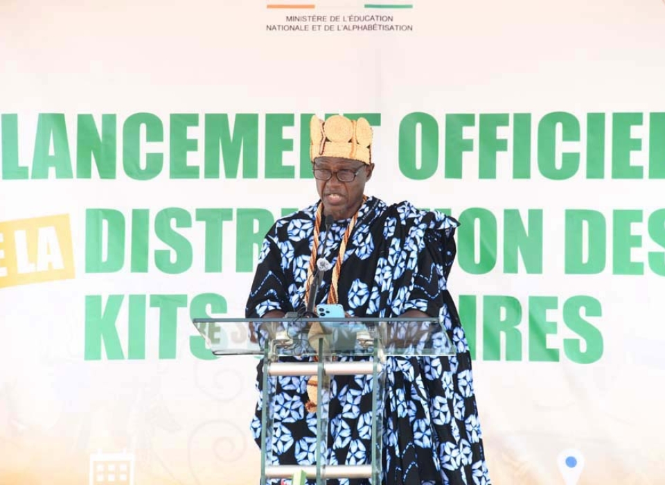 operation de distribution de kits scolaires-48