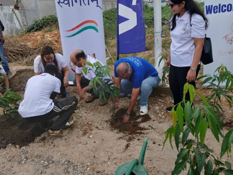 Côte d’Ivoire-AIP/ 75 arbres plantés à Abidjan pour célébrer le 75ᵉ anniversaire du Premier ministre indien Narendra Modi