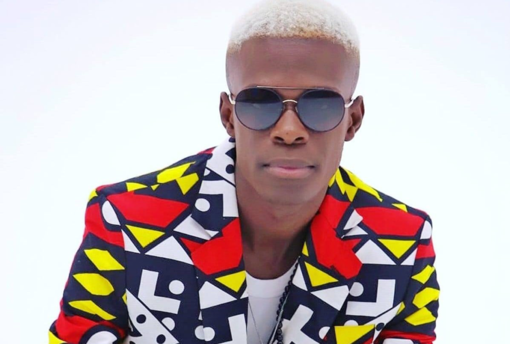 AIP/ Showbiz: le musicien français Romeomania en tournée en Côte d’Ivoire avec son album « Vrai amour résiste »