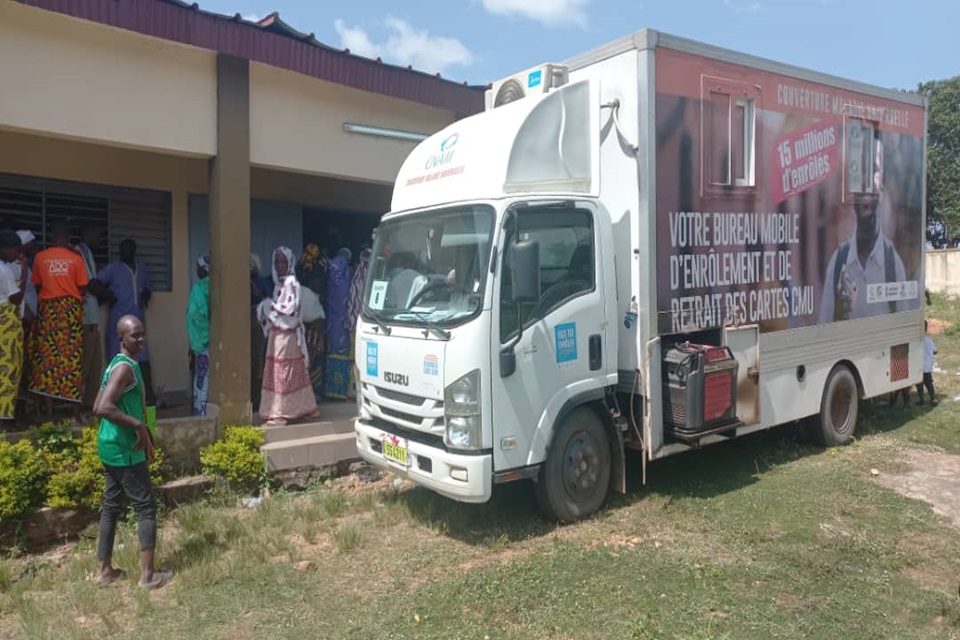 Côte d’Ivoire-AIP/ La CNAM se rapproche des populations de Madinani pour faciliter l’enrôlement à la CMU