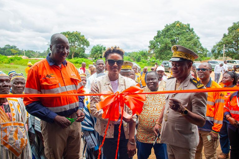 Côte d’Ivoire-AIP/ Endeavour Mining et Coliba Africa inaugurent un centre de tri plastique à Zouan-Hounien