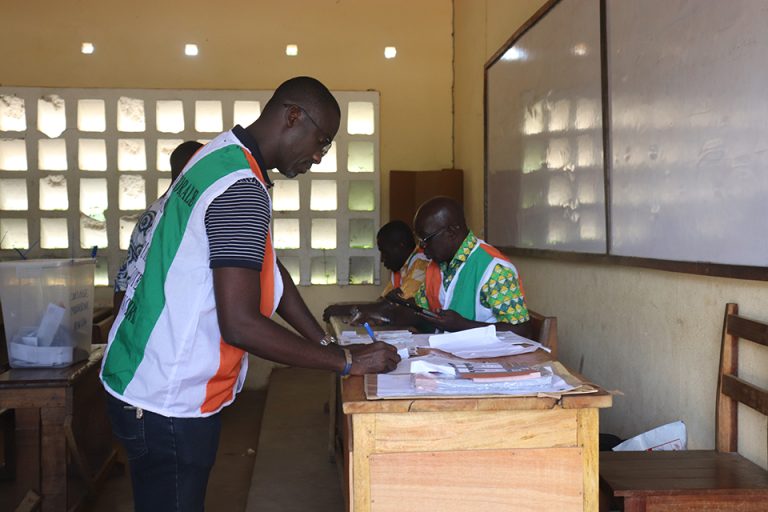 Côte d’Ivoire-AIP/ Présidentielle 2025: les représentants du RHDP présents dans la majorité des bureaux de vote à Bouaflé