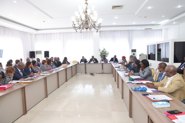 Côte d’Ivoire-AIP/ Pr Simplice Dion prône le benchmarking diplomatique comme levier de performance et de souveraineté