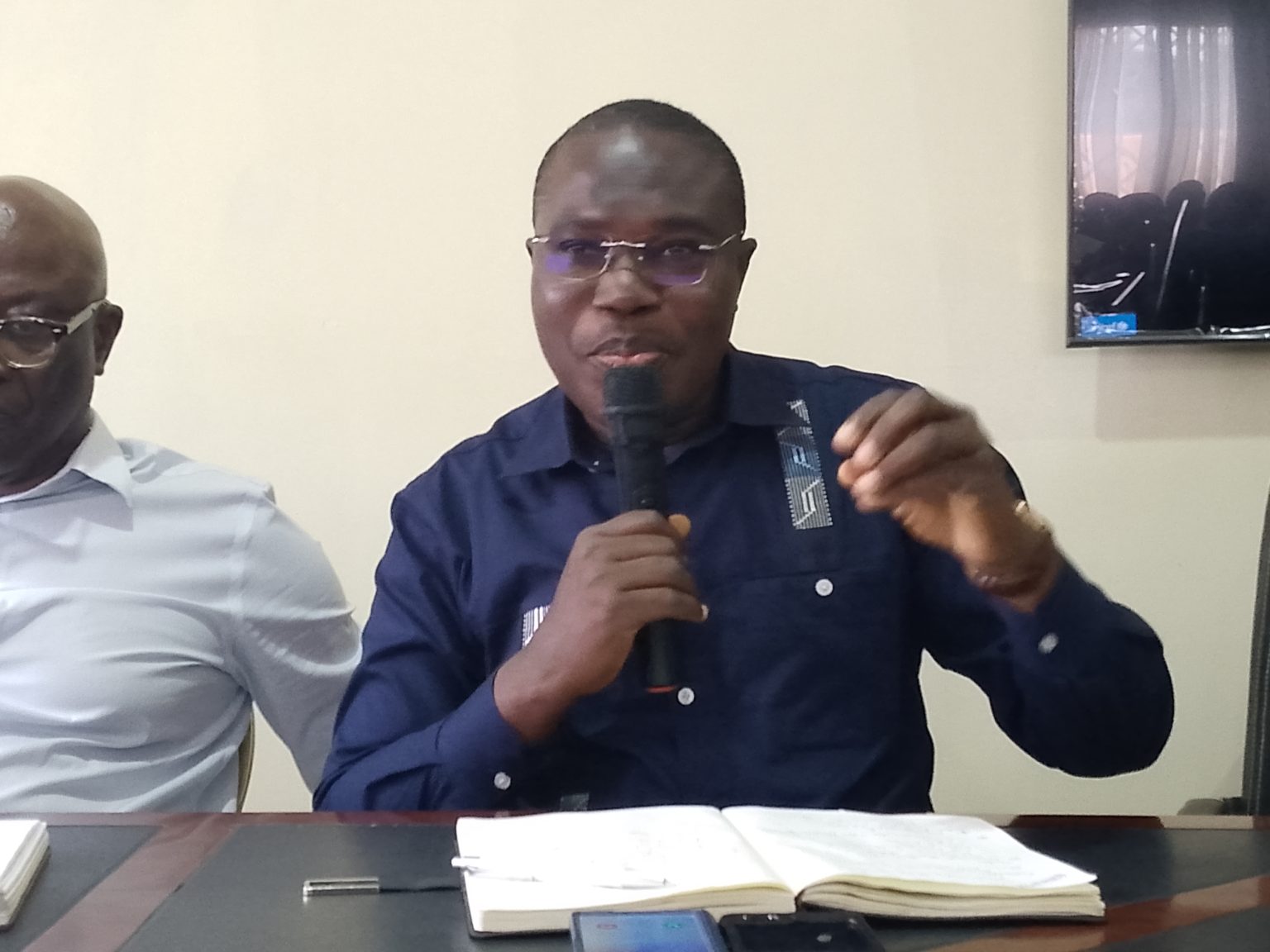 Côte d’Ivoire-AIP/ Les orpailleurs illégaux du Bounkani invités à se regrouper en coopératives pour formaliser leurs activités