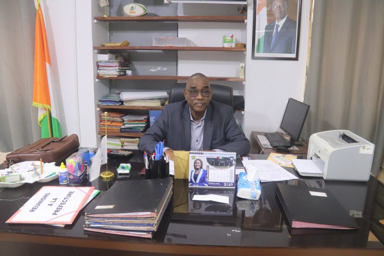 Côte d’Ivoire – AIP / Le DRENA de Bondoukou salue la réhabilitation expresse de l’école primaire Bondoukou Sud à l’initiative du chef de l’État