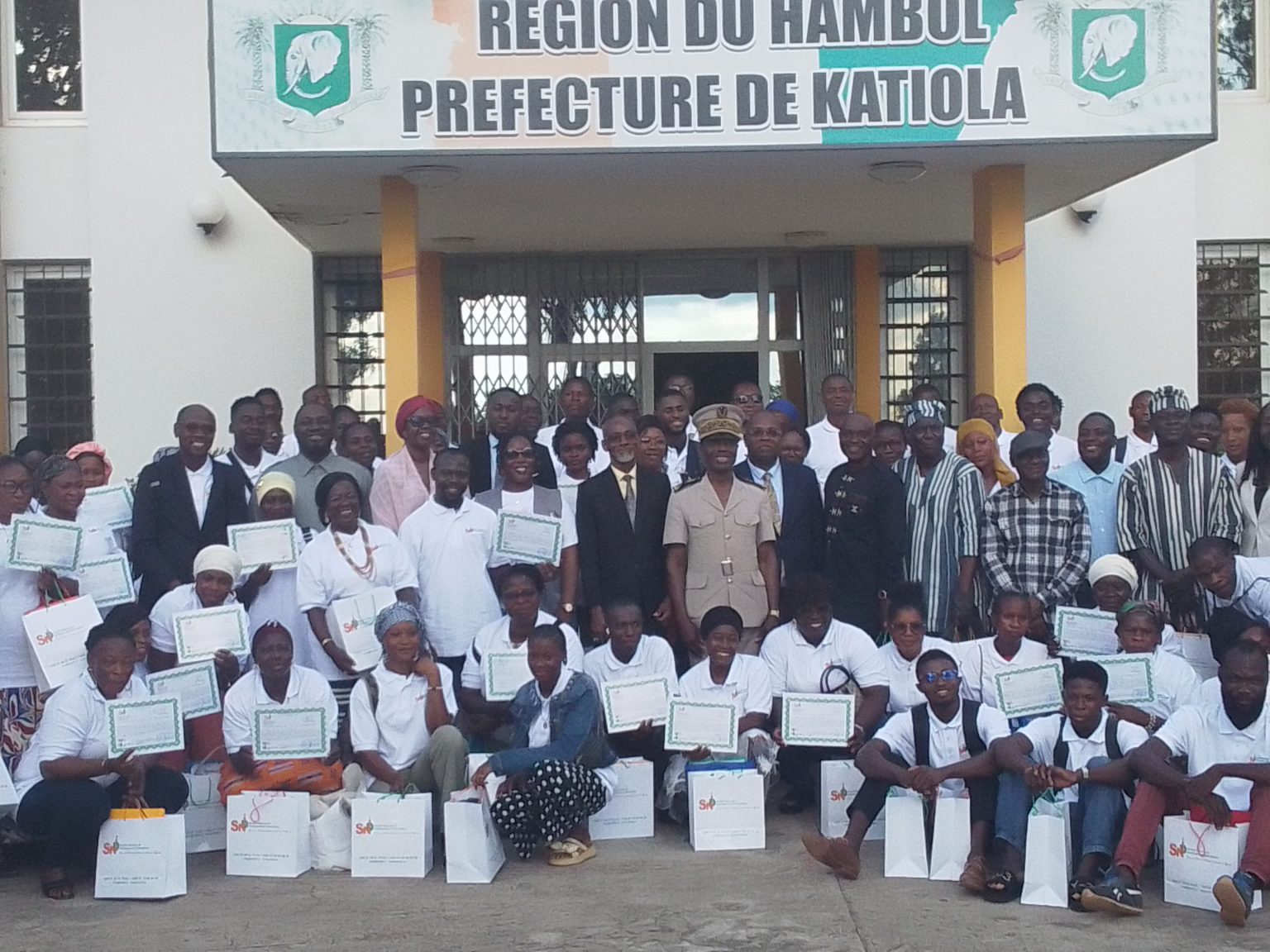 Côte d’Ivoire-AIP/ La SNDI décerne 125 attestations de fin de formation aux apprenants en informatique et en éducation financière