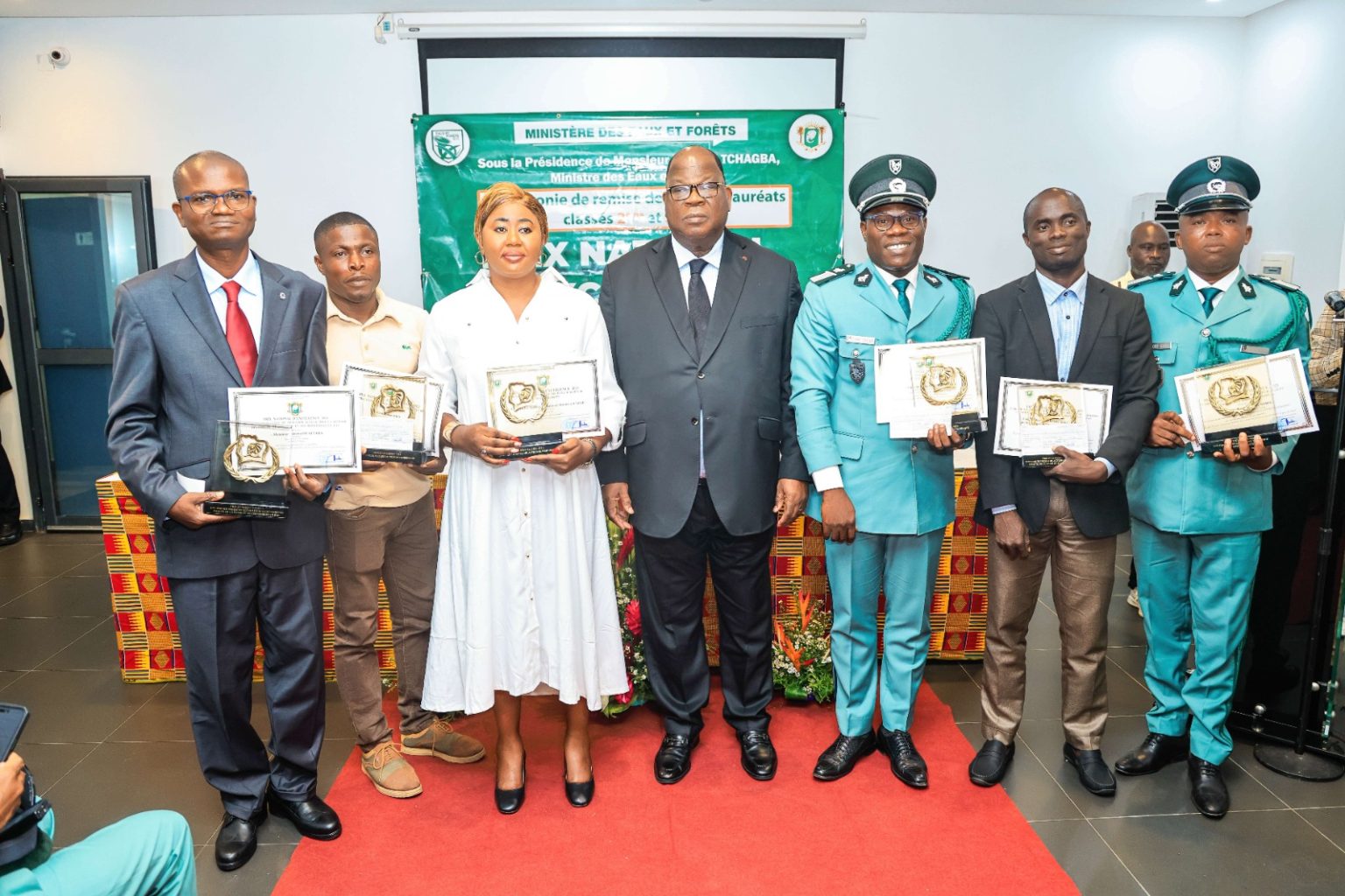 Côte d’Ivoire – AIP / Prix d’excellence 2025 : récompense des 2ᵉ et 3ᵉ meilleurs agents et acteurs des Eaux et Forêts