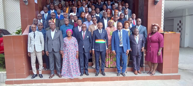 Côte d’Ivoire-AIP/ La DGDDL sensibilise les collectivités locales sur le contrôle des documents budgétaires