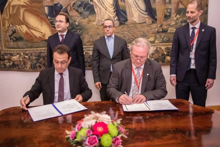 Côte d’Ivoire – AIP / Accord de coopération scientifique signé entre les académies algérienne et hongroise