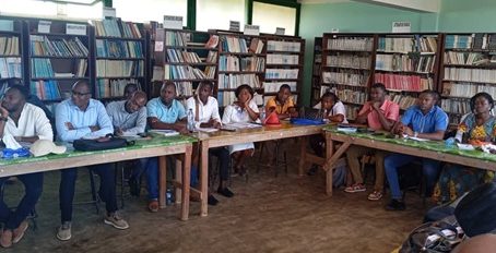 Côte d’Ivoire-AIP/ Des enseignants du secondaire renforcent leurs capacités en vue de l’expérimentation de nouveaux programmes éducatifs à Sassandra