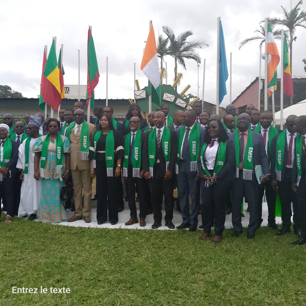 AIP/19 cadres de la Côte d’Ivoire et de la sous-région formés pour relever les défis du secteur postal et numérique