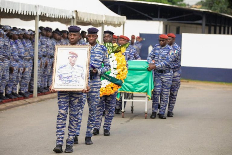 Côte d’Ivoire-AIP/ Le sous-lieutenant Daniogo Klenon Lassina décoré Chevalier de l’Ordre national à titre posthume