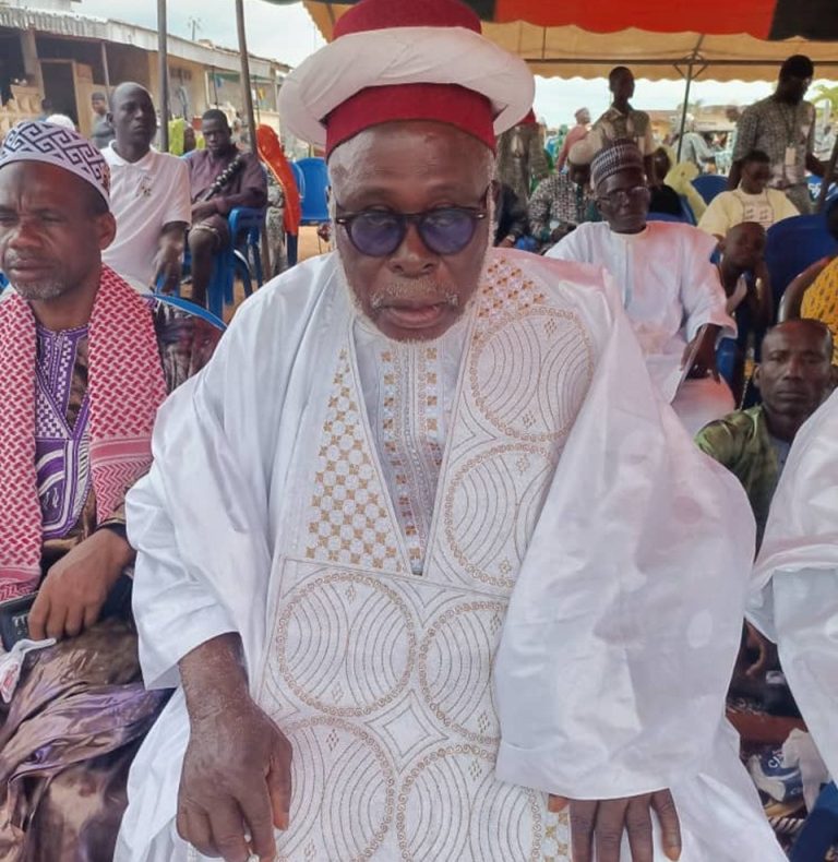 Côte d’Ivoire-AIP / Destruction d’un édifice religieux : le patriarche de la famille Cissé de Tonhoulé interpelle le président Alassane Ouattara