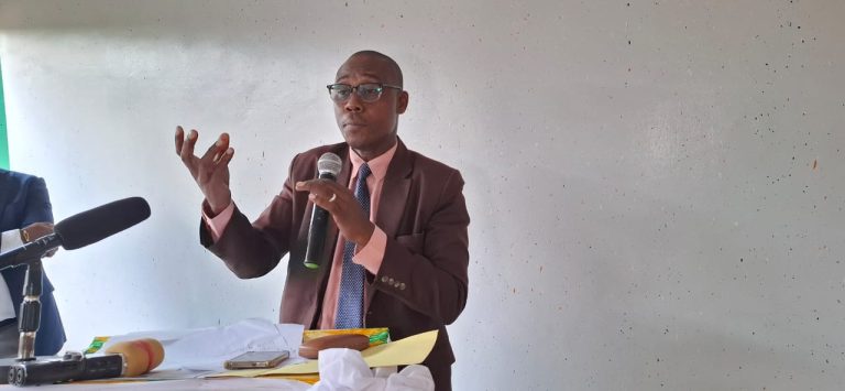 Côte d’Ivoire-AIP/Le directeur régional de l’Éducation nationale de la Nawa appelle à l’innovation et à la rigueur pour améliorer les performances scolaires