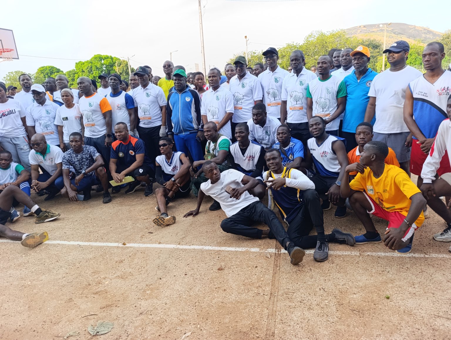 Côte d’Ivoire-AIP/ JNP 2025: une marche sportive et un planting d’arbres pour promouvoir la paix à Boundiali