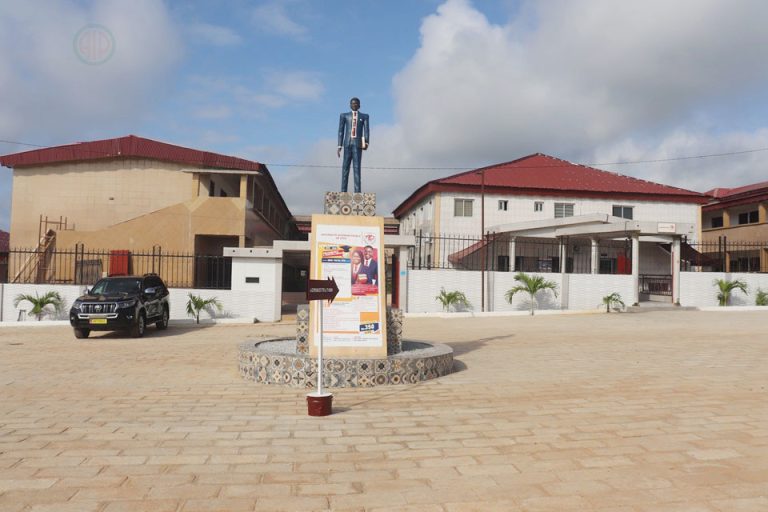 Côte d’Ivoire-AIP/ Le préfet de région salue l’ouverture de la première université de la région du Lôh-Djiboua à Divo