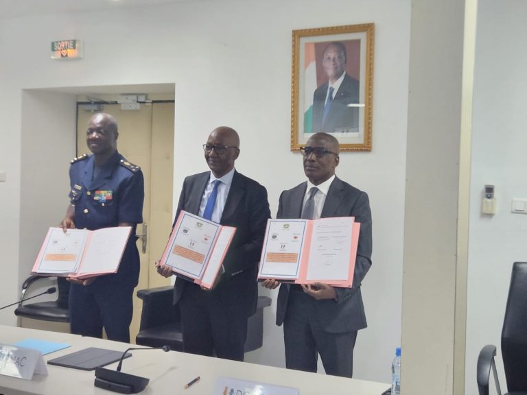 Côte d’Ivoire-AIP / Un accord tripartite signé pour renforcer les capacités opérationnelles des services de recherche et de sauvetage des aéronefs