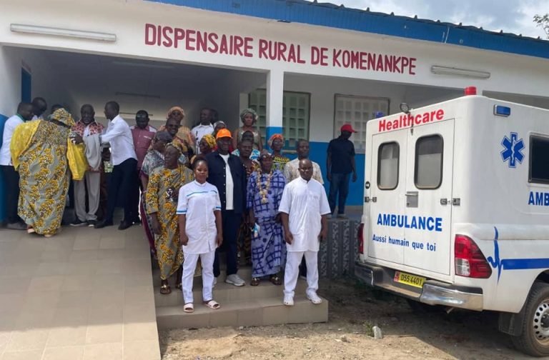 Côte d’Ivoire-AIP/ Tiassalé: le centre de santé de Komenanpké doté d’une ambulance