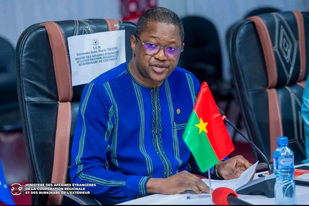 Côte d’Ivoire-AIP /Inter / Le Burkina Faso impose des restrictions de visas aux ressortissants des États-Unis par principe de réciprocité