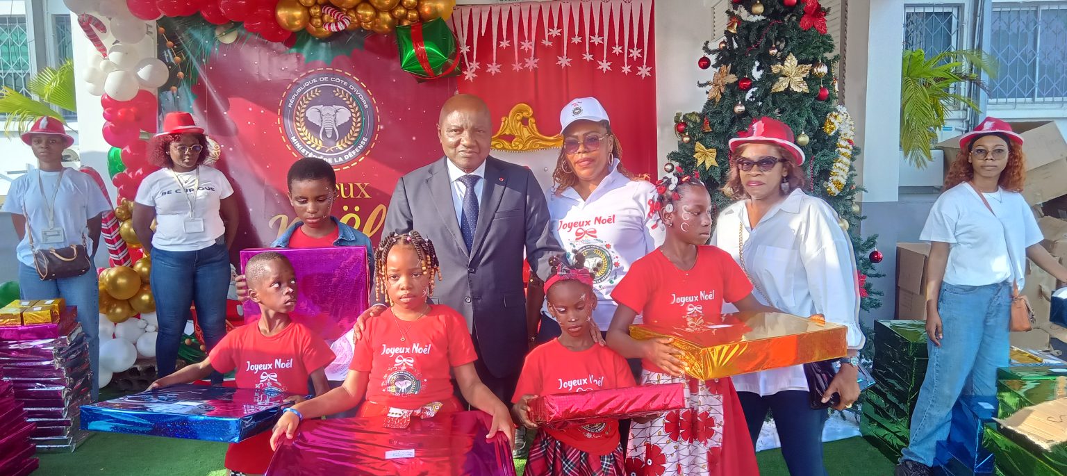 Côte d’Ivoire-AIP/ Un arbre de Noël au profit des enfants du Groupement ministériel des moyens généraux