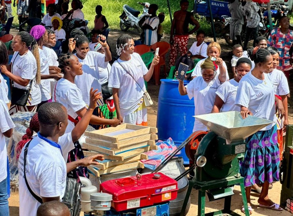 Côte d’Ivoire-AIP/Kouibly : des équipements remis aux AVEC pour appuyer les initiatives économiques communautaires