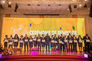 Côte d’Ivoire-AIP/ Plus de140 diplômés en sécurité sociale reçoivent leurs parchemins à Abidjan