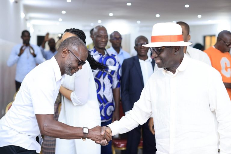 Côte d’Ivoire-AIP/ Marcel Amon-Tanoh reconnaissant aux chefs de communautés ethniques de Jacqueville et d’Attoutou pour leur mobilisation durant la présidentielle