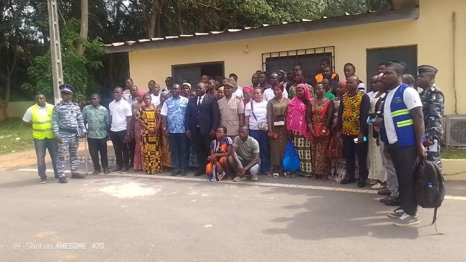 Côte d’Ivoire-AIP/ 61 jeunes de Sakassou signent des notifications d’accord de financement pour des AGR et MPE