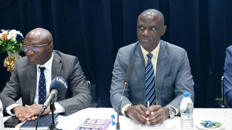 Côte d’Ivoire-AIP/ Port d’Abidjan : un livre-mémoire consacre dix ans de révolution maritime et logistique