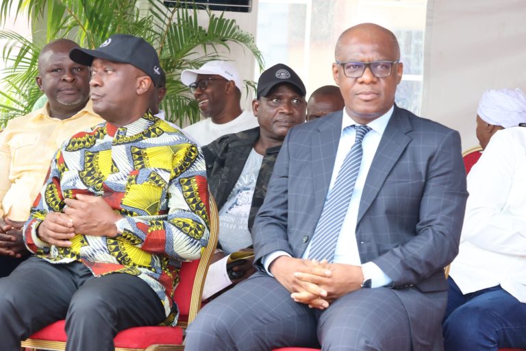 Cote d’Ivoire-AIP/ L’ANAGED restaure les bâtiments des 323 logements de la Cité des arts à Cocody